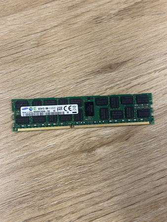 SAMSUNG 16GB (1X 16GB) DDR3L-1600 PC3L-12800 1.35V